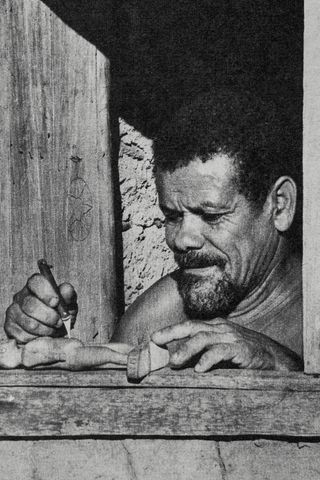 Imagem da página da esquerda da publicação 11º Vitória em Arte